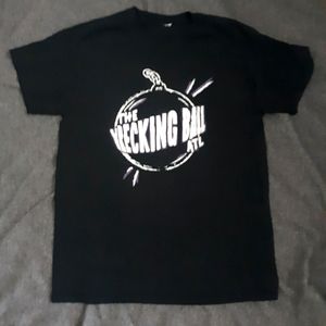 2016 Wrecking Ball concert shirt